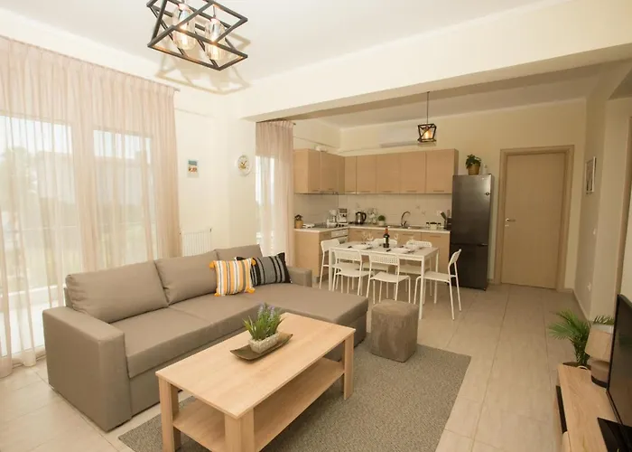 Potamos Luxury Apartment