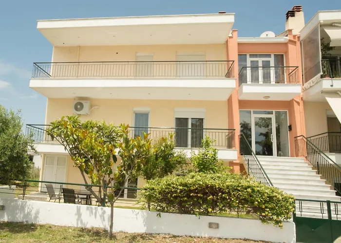 Potamos Luxury Apartment